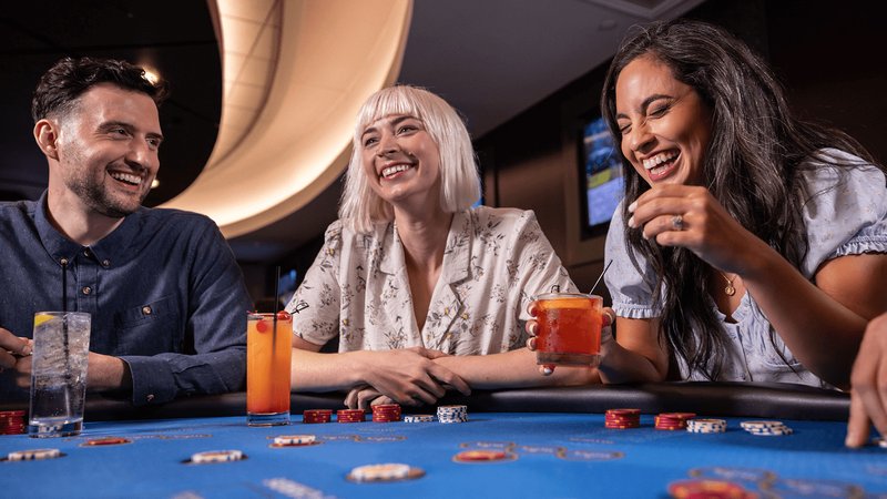 Casino mad - UK Gamers Flocking to Mobile Esports Platforms for Exciting New Leagues Casino mad - UK Gamers Flocking to Mobile Esports Platforms for Exciting New Leagues